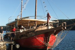 Quo Vadis Boat Excursions